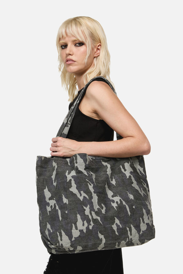 Dangerfield - Disruptive Camo Tote - grey
