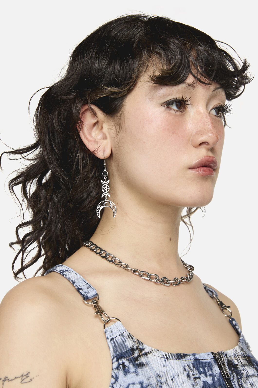 Dangerfield - Crescent Moon Earrings - silver