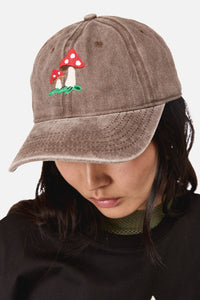 Dangerfield - Toadstool Washed Canvas Cap - chocolate