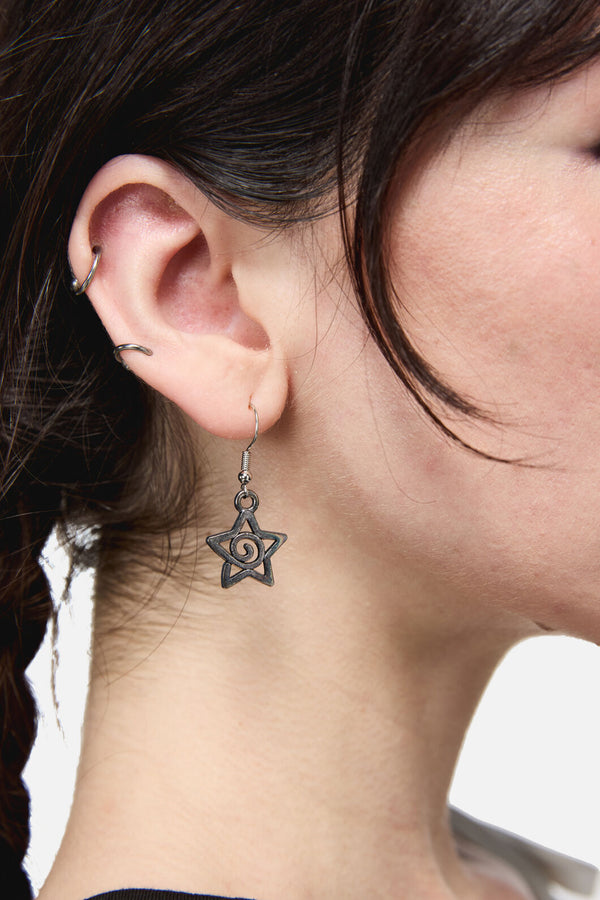 Dangerfield - Whirl Star Earrings - silver