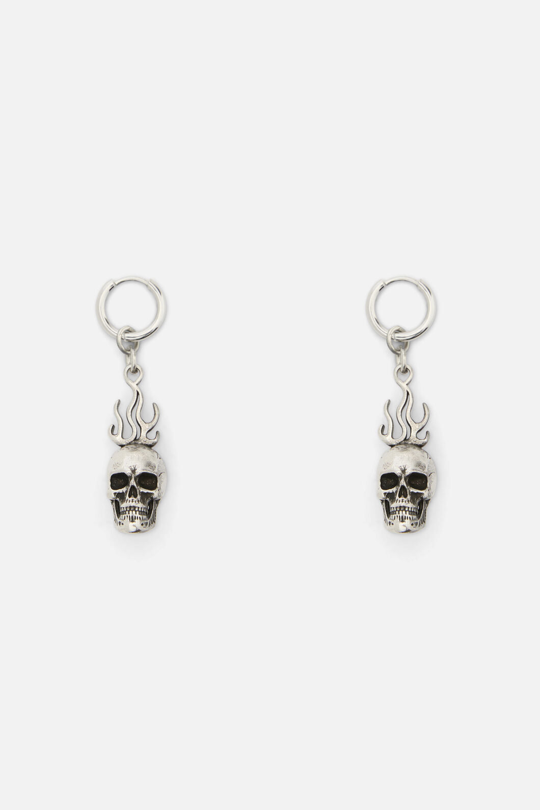 Dangerfield - Flaming Skull Earrings - silver