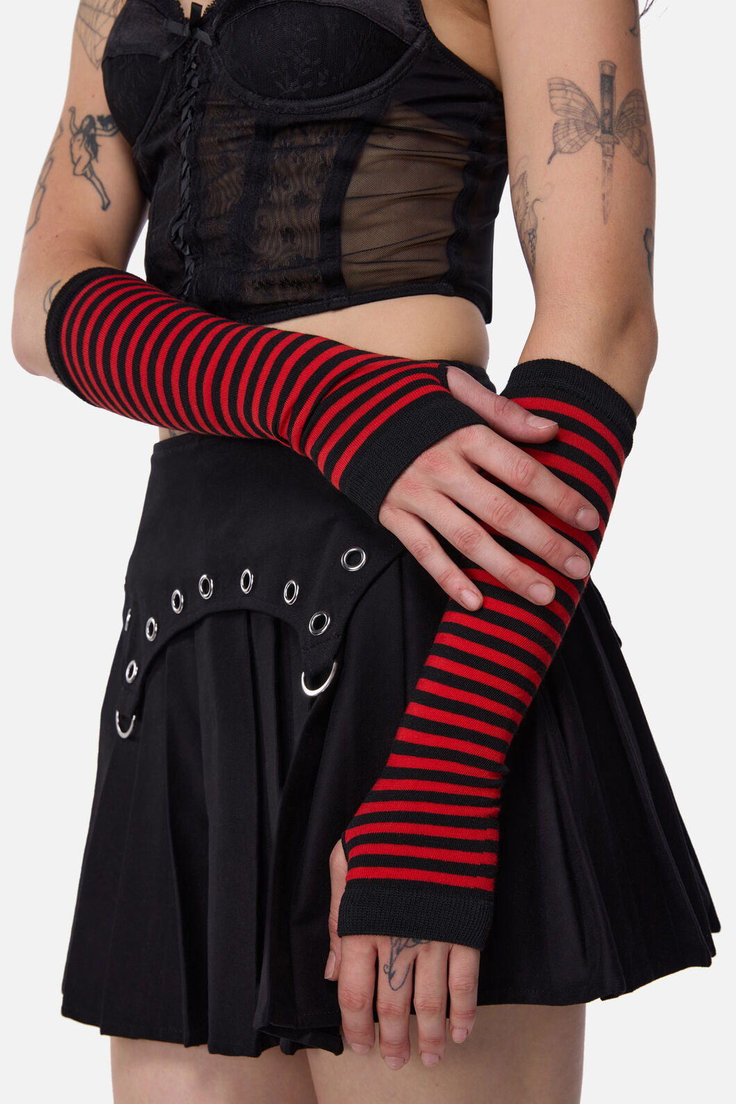 Dangerfield - Striped Long Fingerless Gloves - black-red