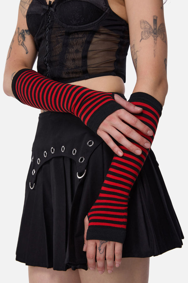 Dangerfield - Striped Long Fingerless Gloves - black-red