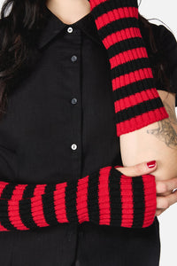 Dangerfield - Ribbed Long Fingerless Gloves - black-red