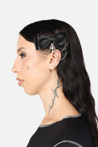 Dangerfield - Cross & Chain Bow Hair Clip - black