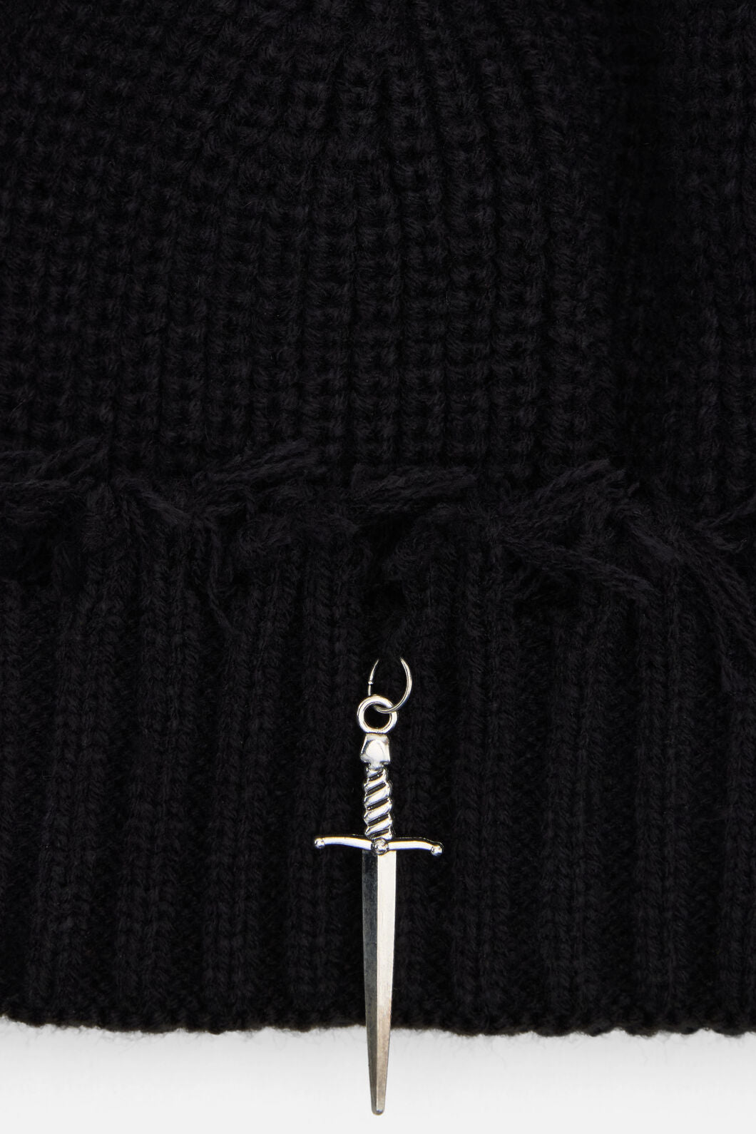 Dangerfield - Sword Charm Beanie - black