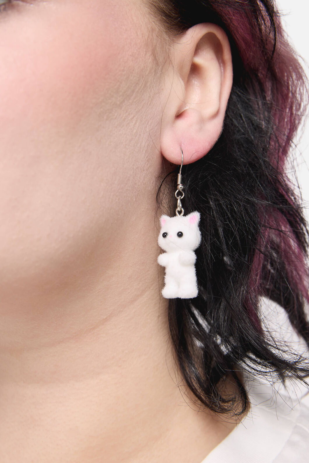 Dangerfield - White Furry Cat Earrings - white