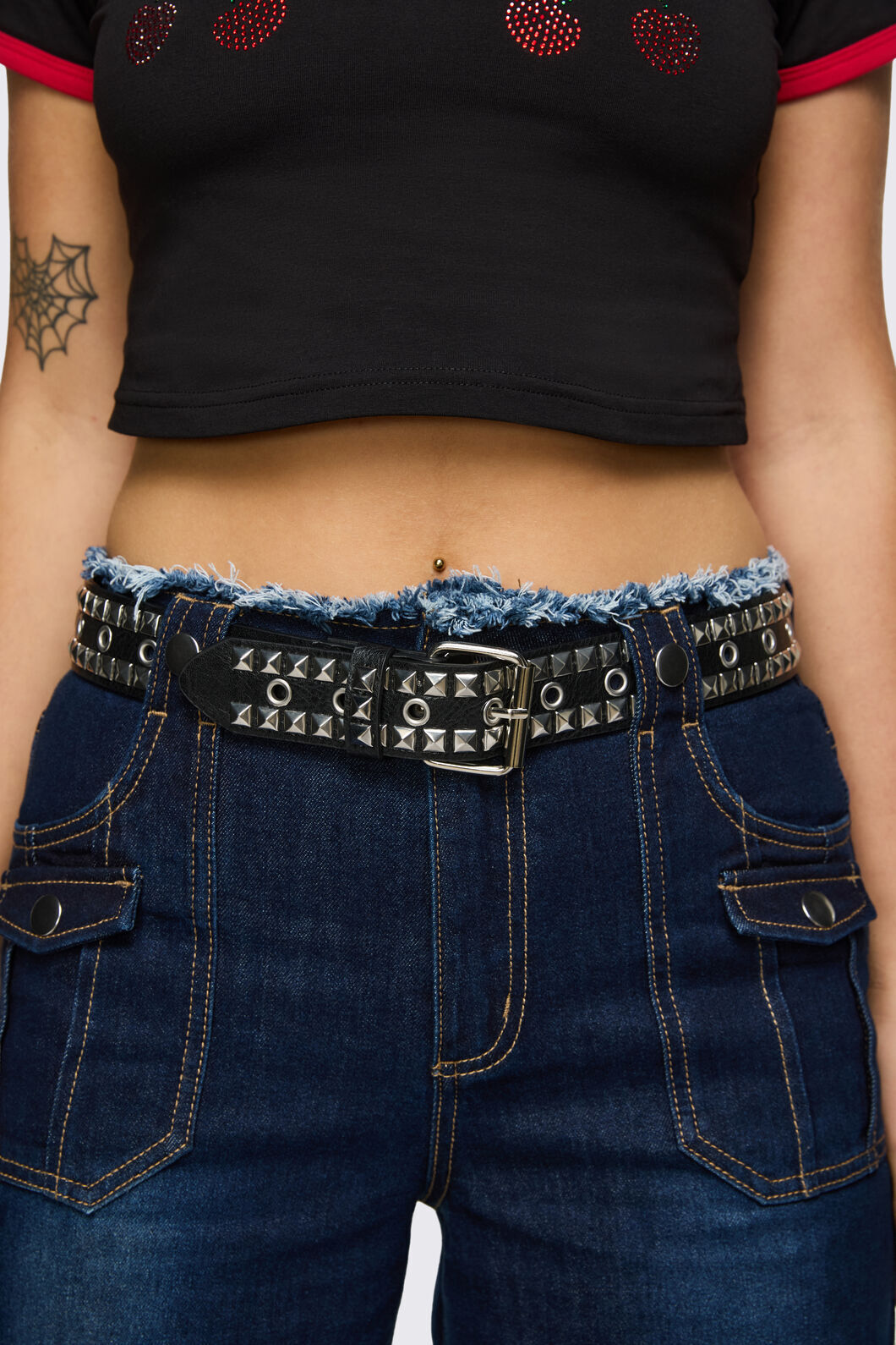 Dangerfield - Pyramid Stud Eyelet Belt - black