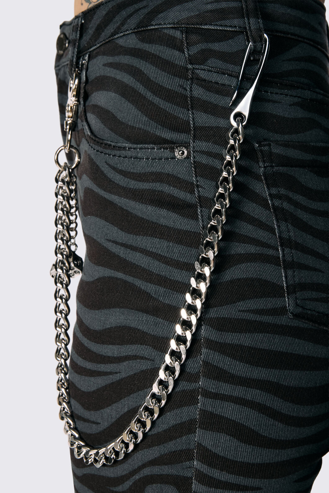 Dangerfield - Roll The Dice Jean Chain - silver
