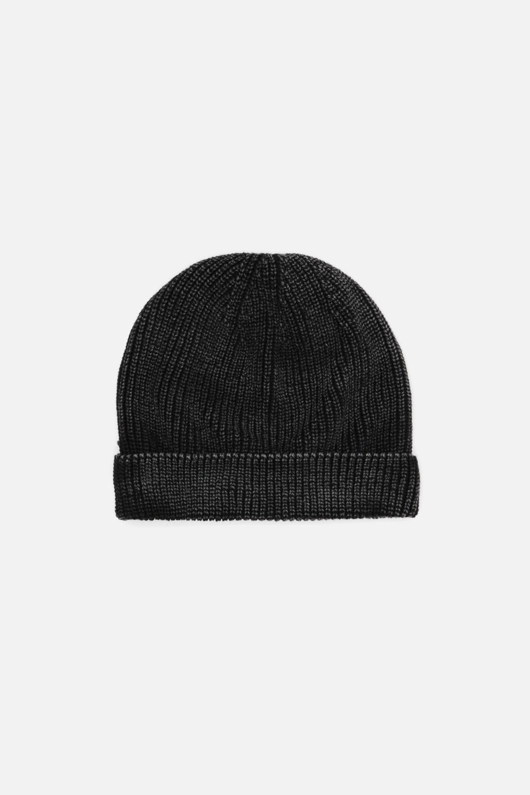 Dangerfield - Distressed Washed Beanie - black