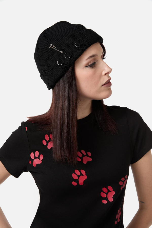 Dangerfield - Distressed & Pierced Beanie - black
