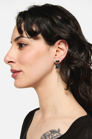 Dangerfield - Bow Cat Drop Earrings - black