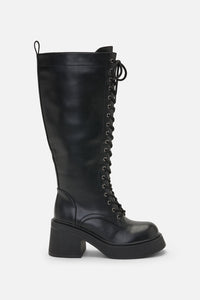 Dangerfield - Knee High Lace Up Boot - black