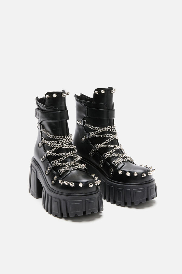 Dangerfield - Chain Stud Boot - black