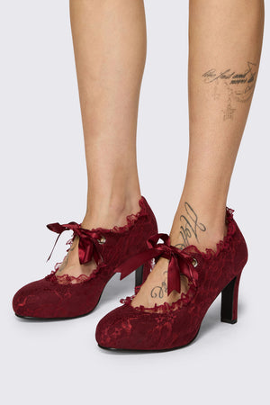 Dangerfield - Plum Lace On Lace Heel - plum
