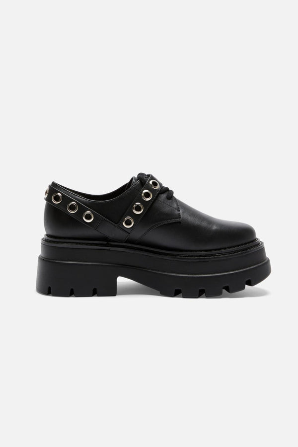 Dangerfield - Buckle Eyelet Shoe - black