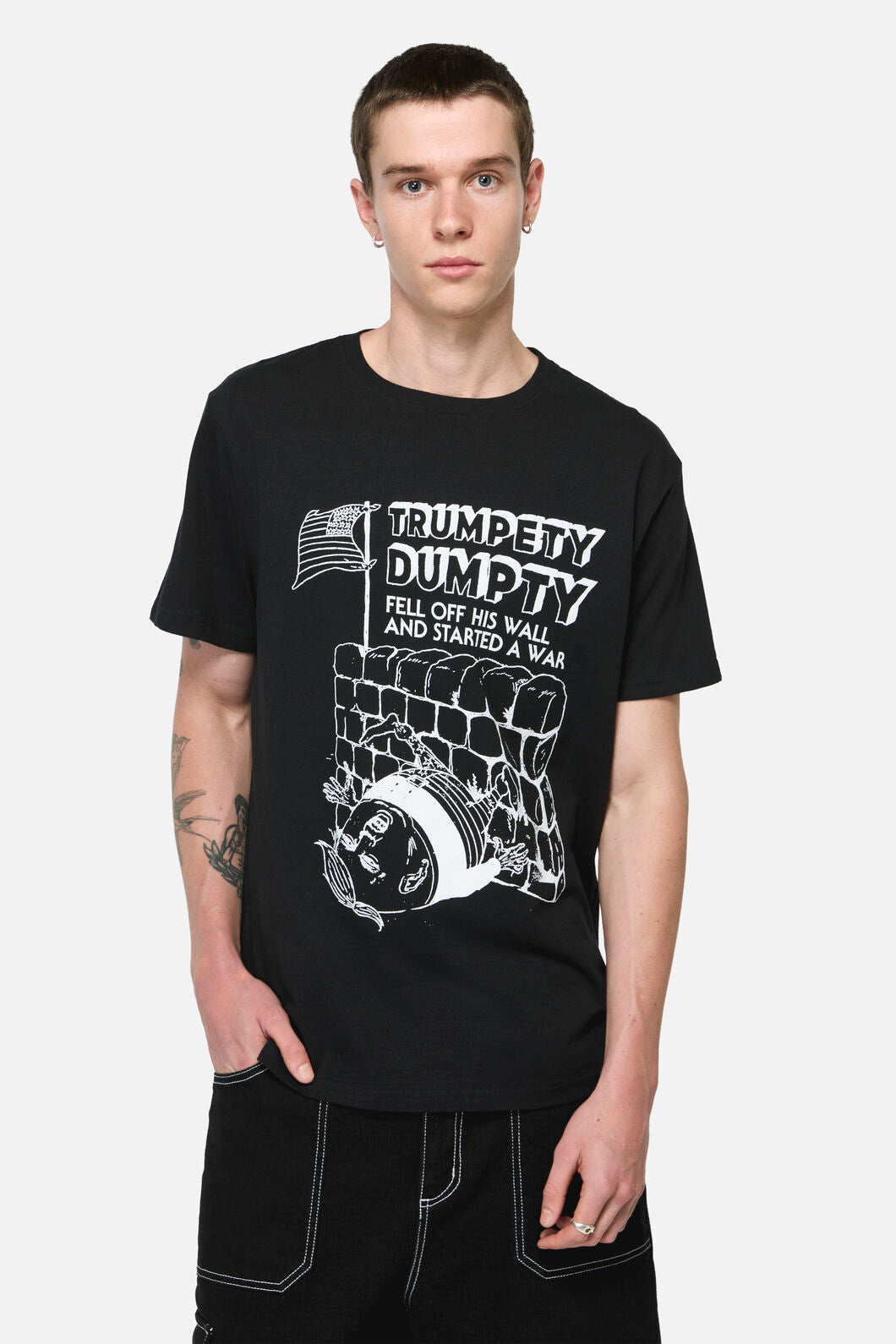 Pulp Kitchen - Fall From Grace Unisex Tee - black