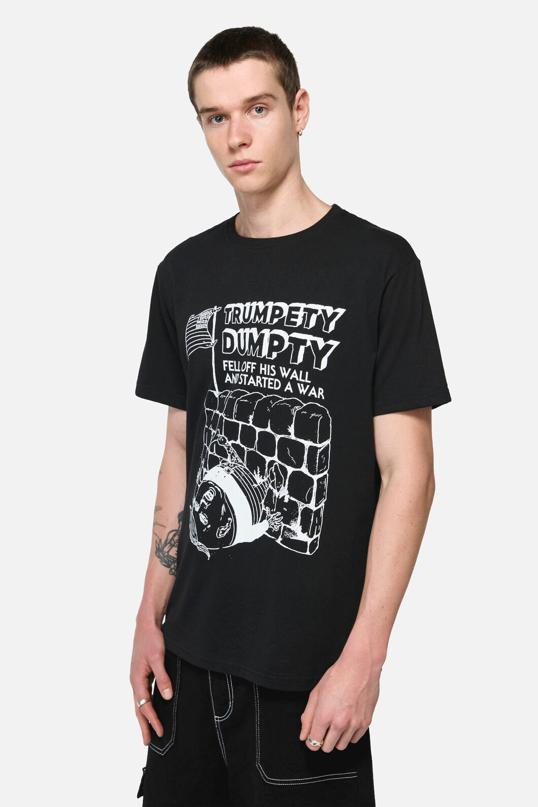 Pulp Kitchen - Fall From Grace Unisex Tee - black