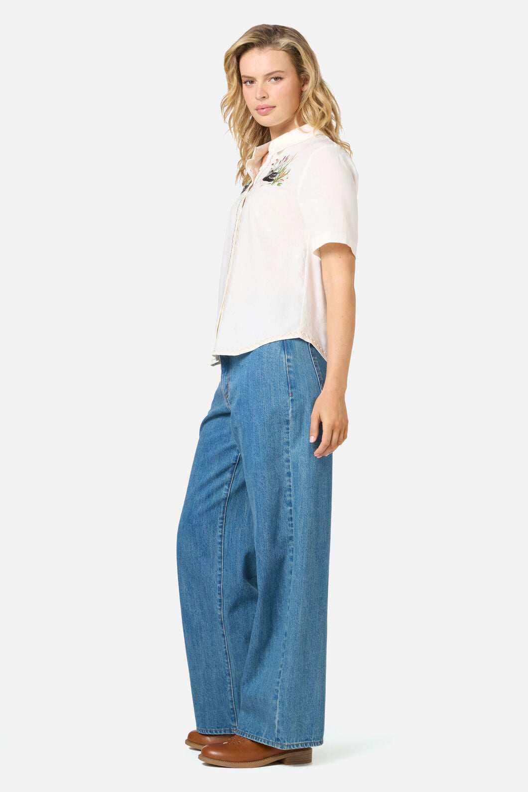 Princess Highway - Swan Embroidered Shirt - cream