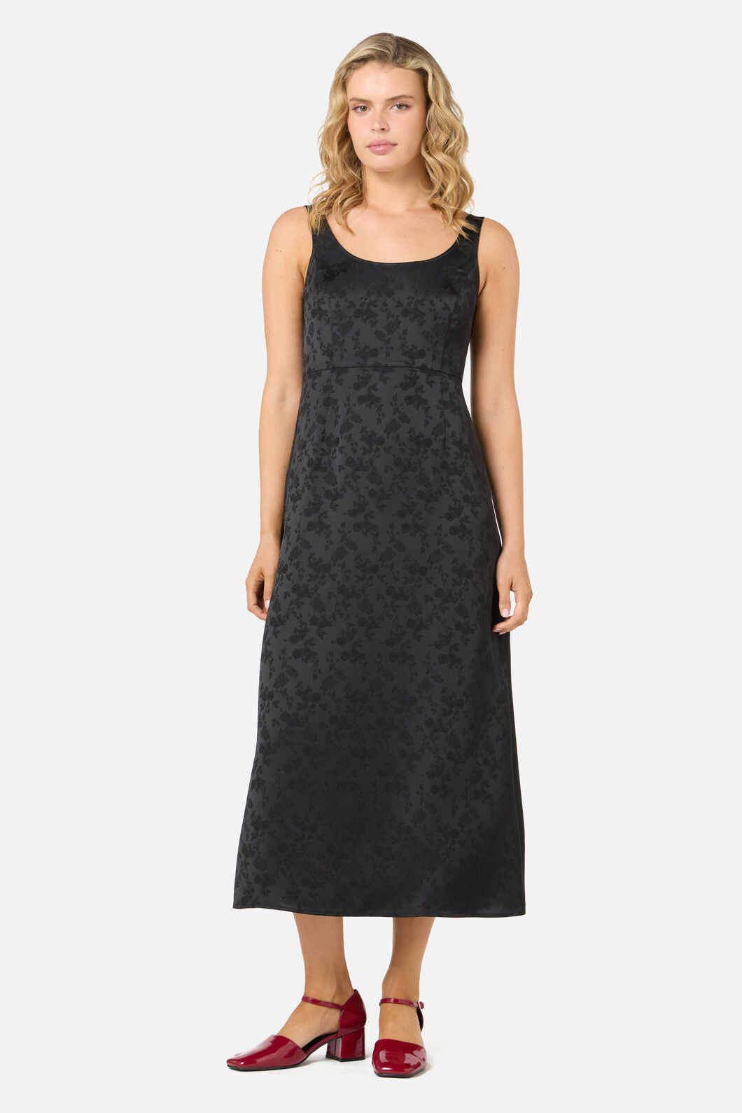 Princess Highway - Roma Satin Embossed Midi Dress - black