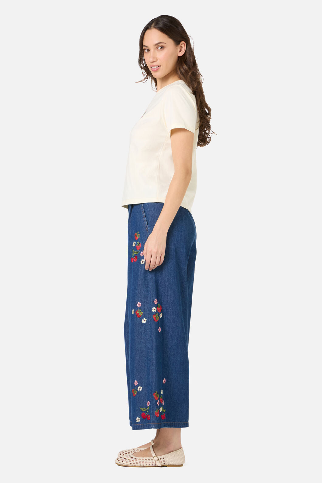 Princess Highway - Berry Bloom Tee - cream