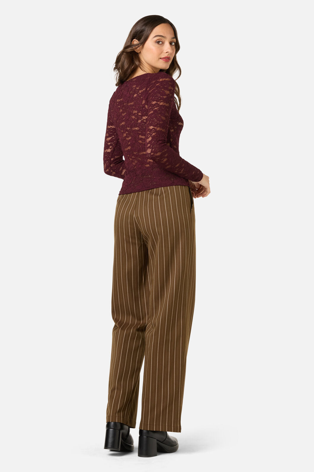 Princess Highway - Suzie Long Sleeve Lace Top - wine