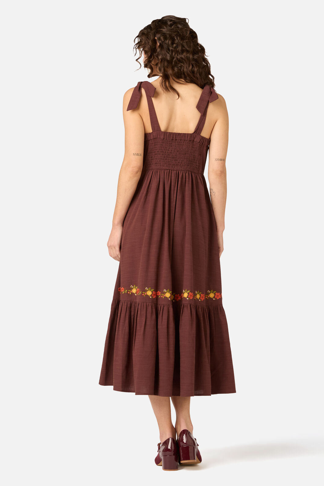 Princess Highway - 90'S Posy Embroidered Dress - chocolate