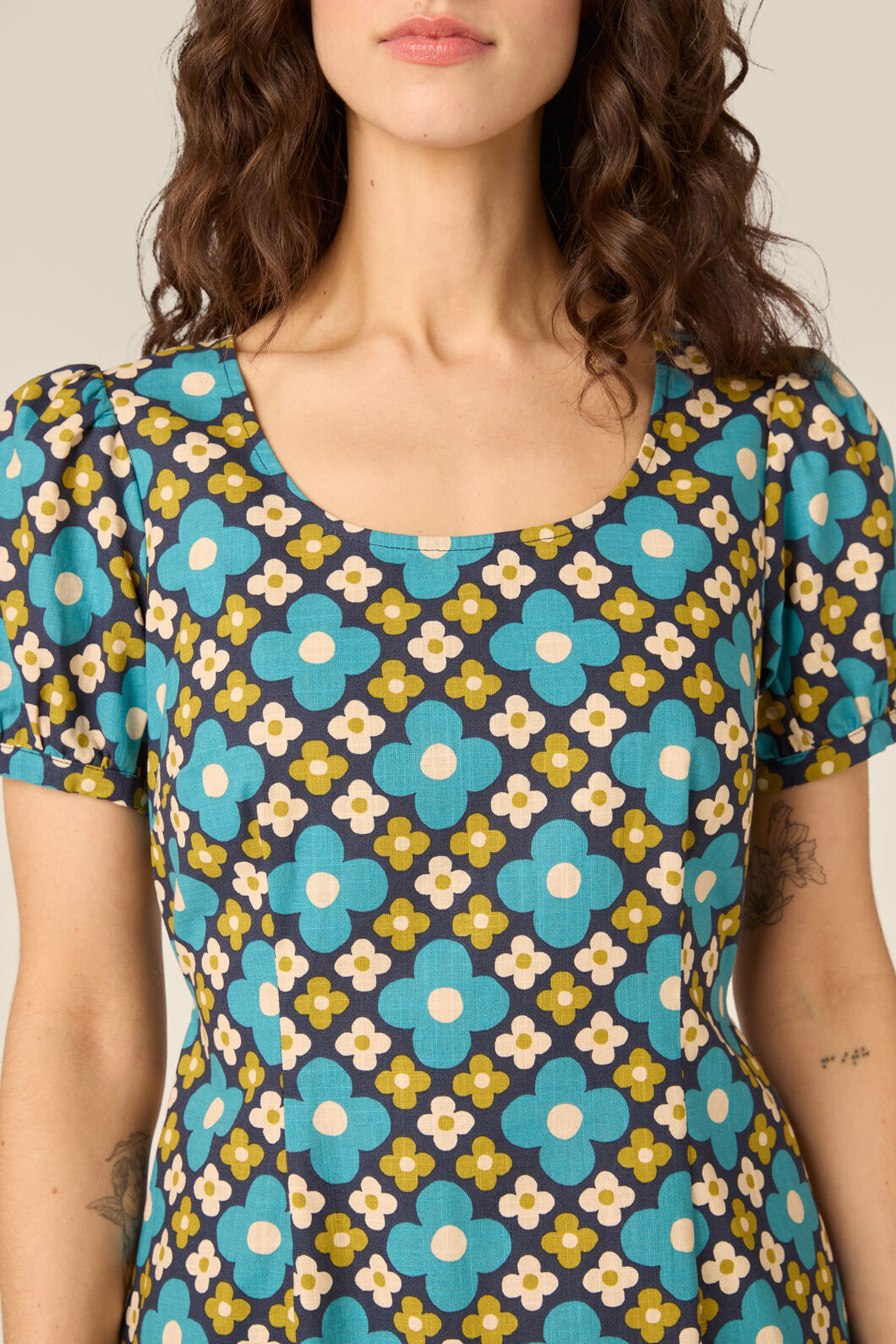 Princess Highway - Mimi Retro Puff Sleeve Dress - navy