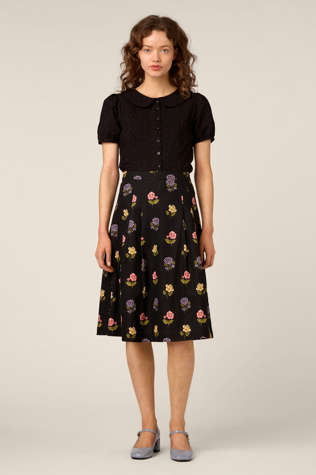 Princess Highway - Meika 90s Flower Skirt - black