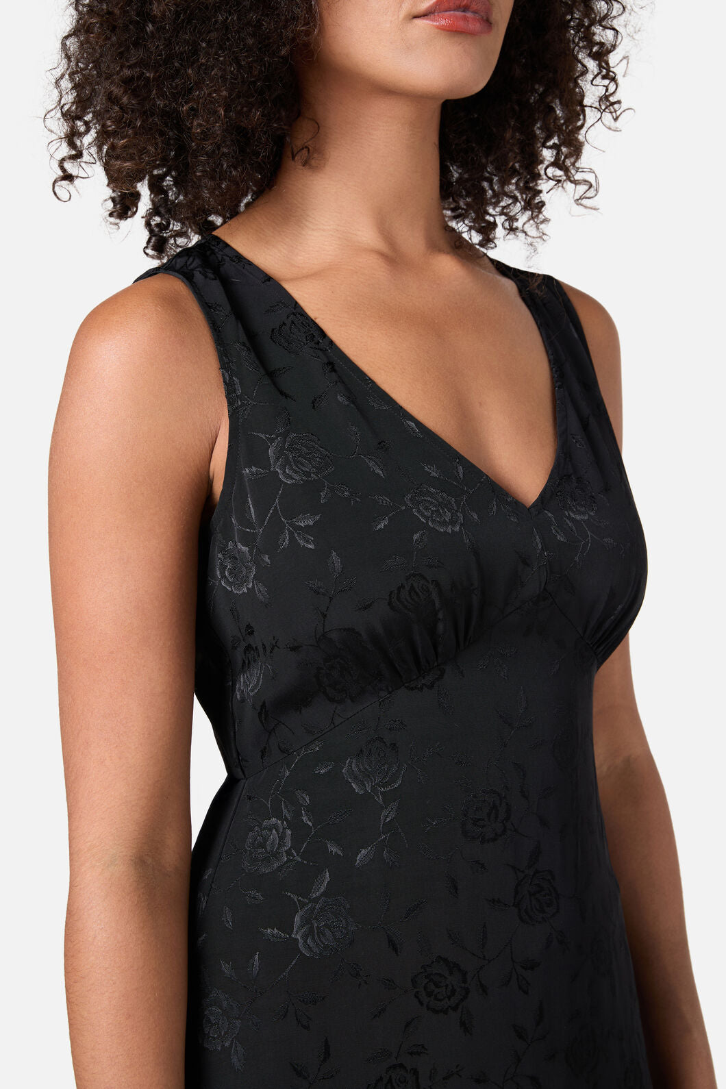 Princess Highway - Evie Rose Midi Dress - black