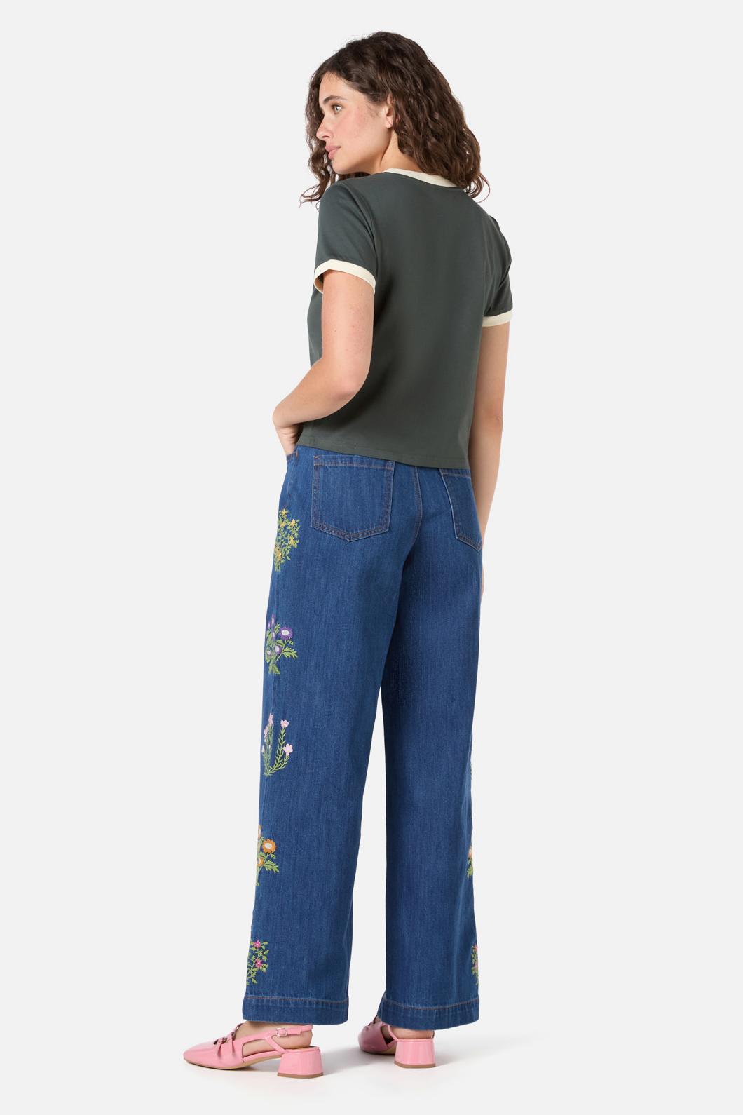 Princess Highway - Lattice Flower Tee - olive