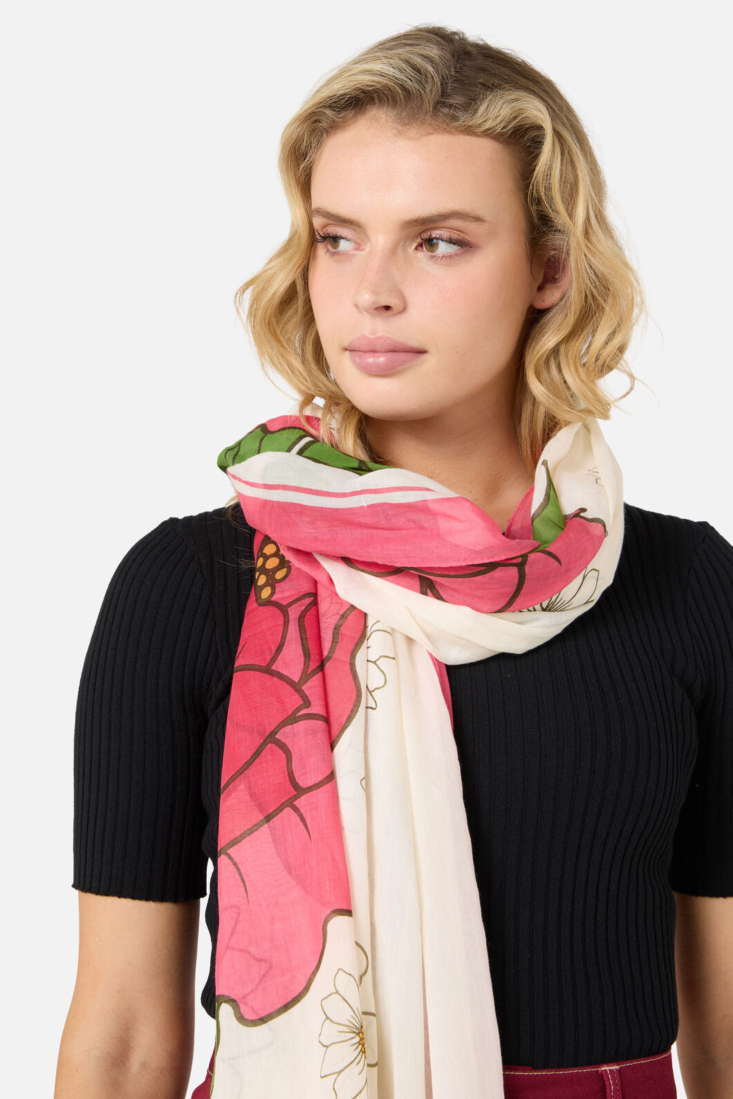 Princess Highway - Floral Fields Cotton Sarong - cream