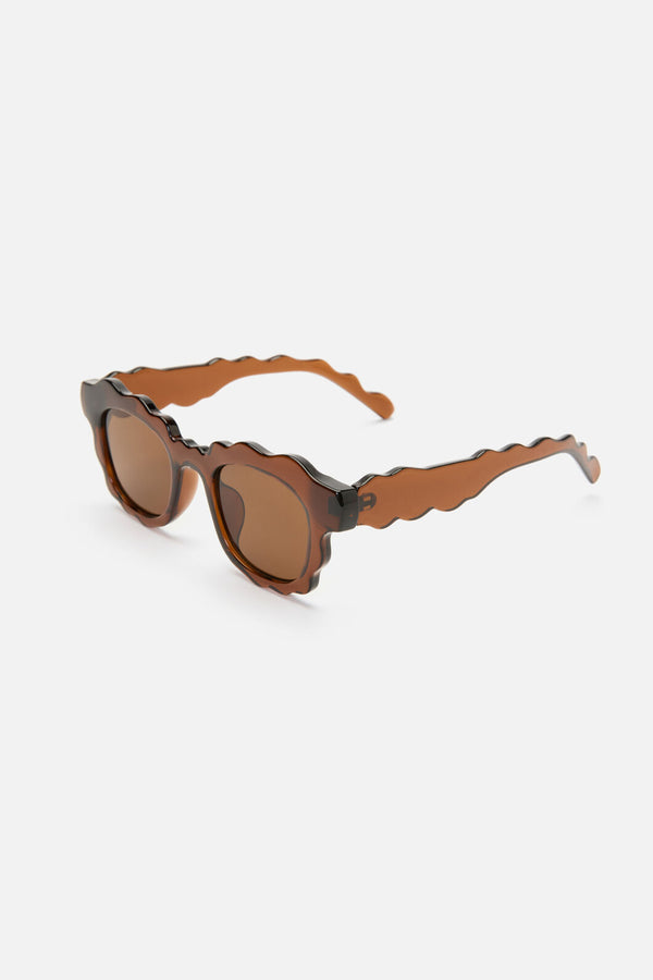 Princess Highway - Scallop Rim Sunglasses - chocolate