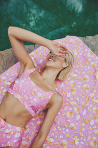 Princess Highway - Seashells Beach Towel - coral