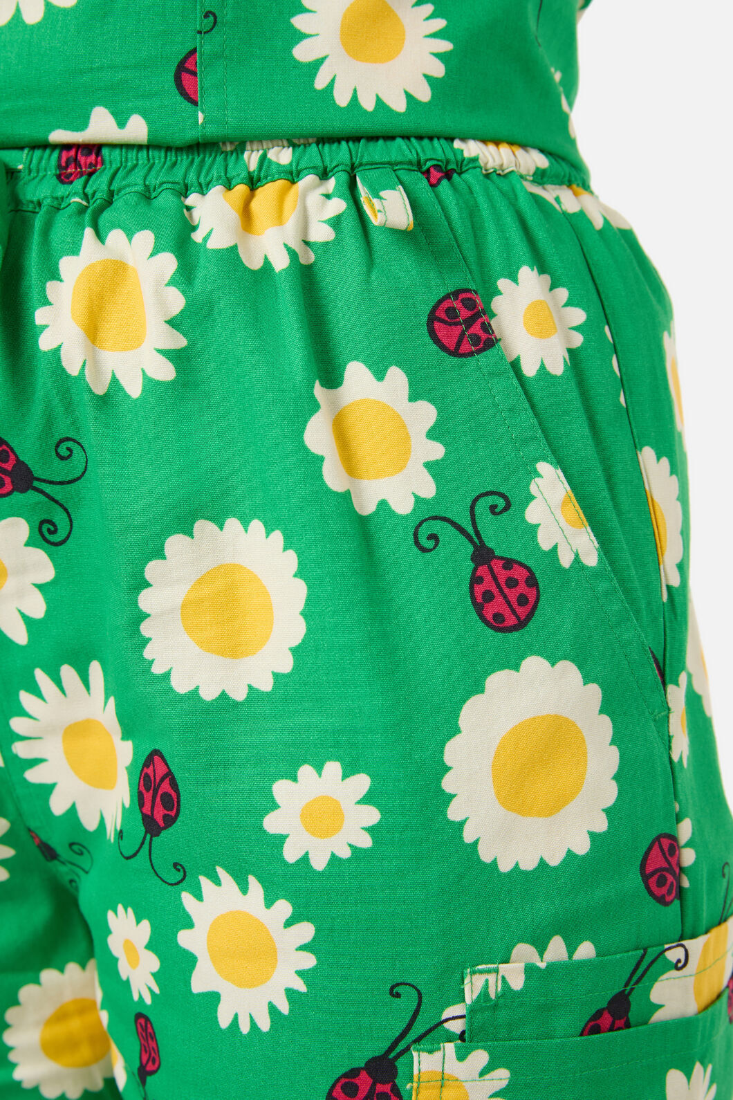 Scrubs With Love - Daisy Ladybird scrub set - green