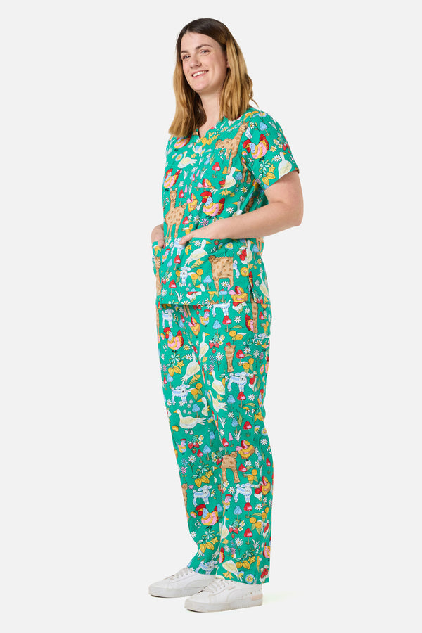 Scrubs With Love - Farm Animals Scrub Set - green