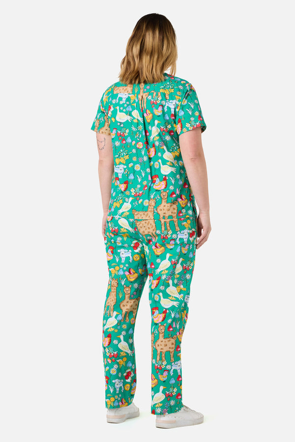 Scrubs With Love - Farm Animals Scrub Set - green