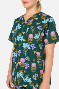 Scrubs With Love - Blue Banded Bee scrub set - green