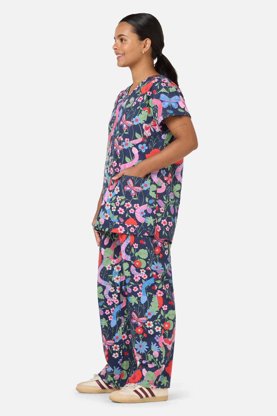 Scrubs With Love - Snakes & Flora Scrub Set - navy