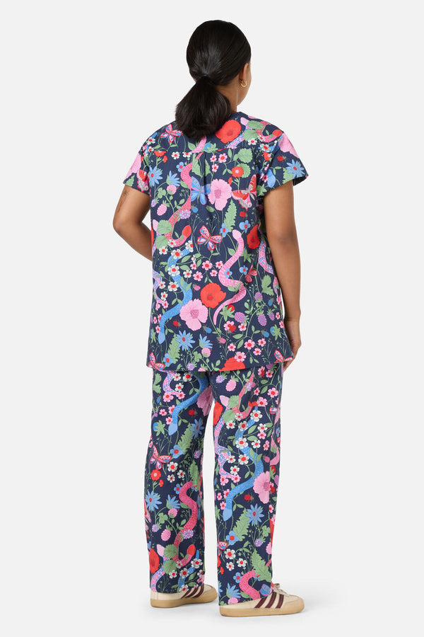 Scrubs With Love - Snakes & Flora Scrub Set - navy