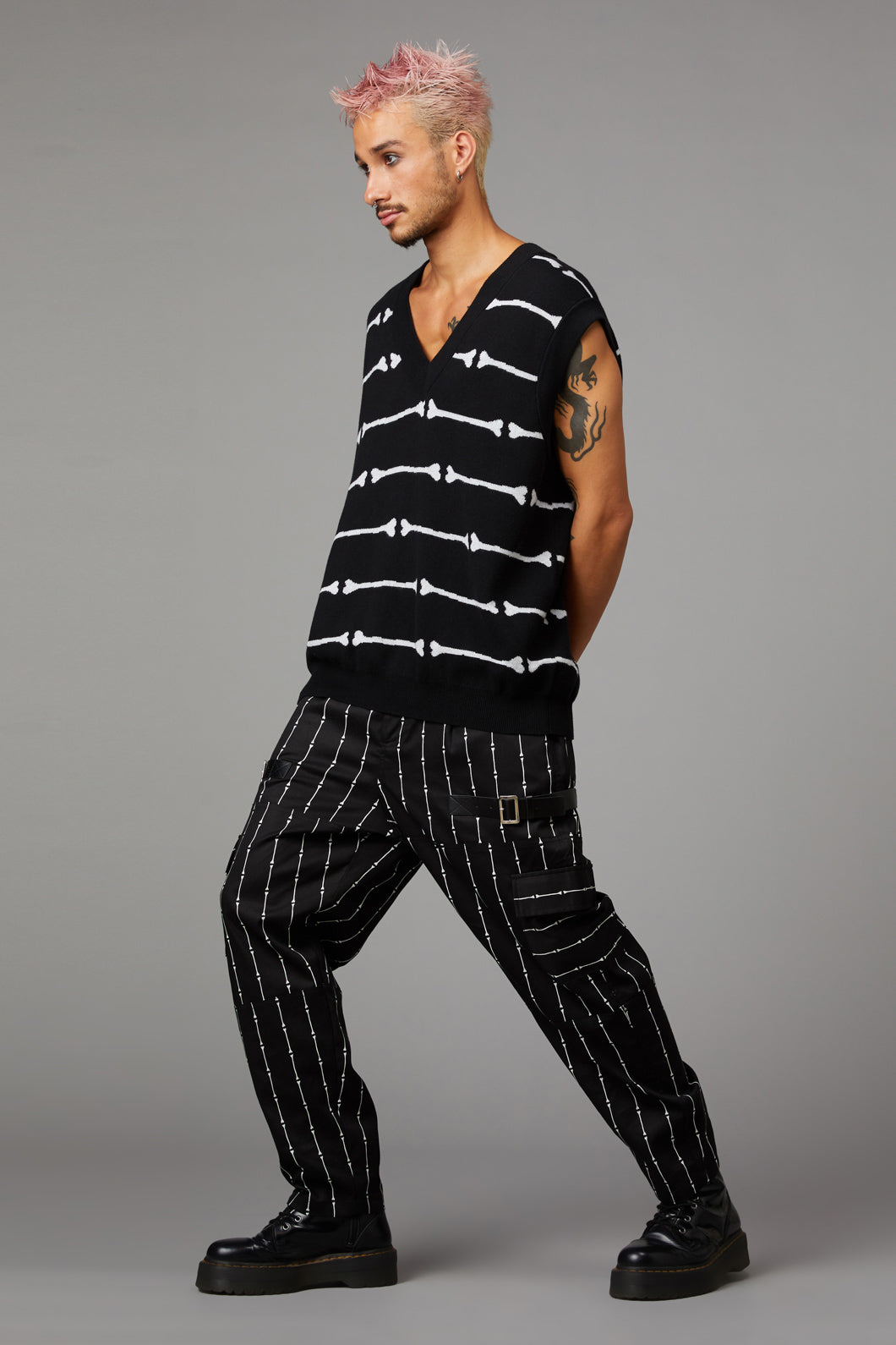 Black Friday - Bonez Knit Vest - black