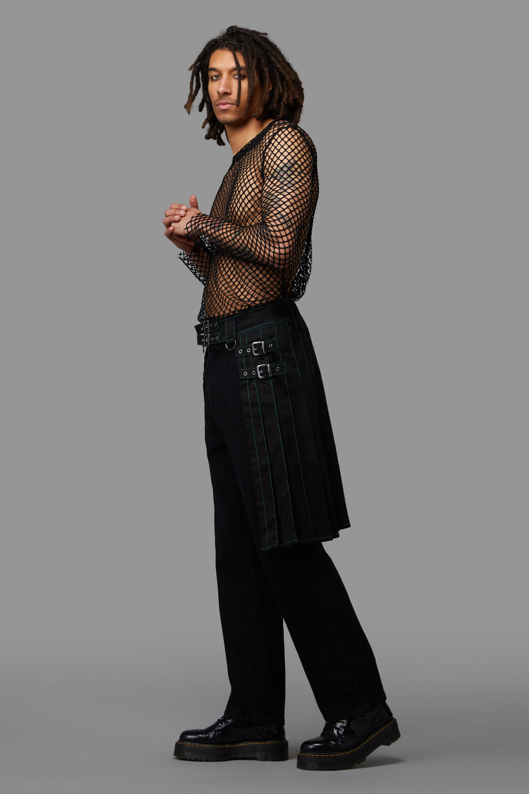 Black Friday - Venom Cargo Skirt - black-green