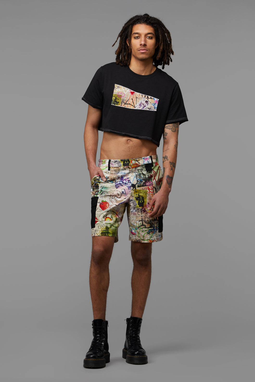 Black Friday - Back Alley Boxy Crop Tee - black
