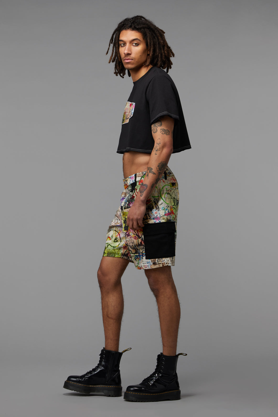 Black Friday - Back Alley Boxy Crop Tee - black