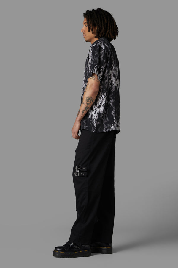 Black Friday - Up In Flames Short Sleeve Shirt - black