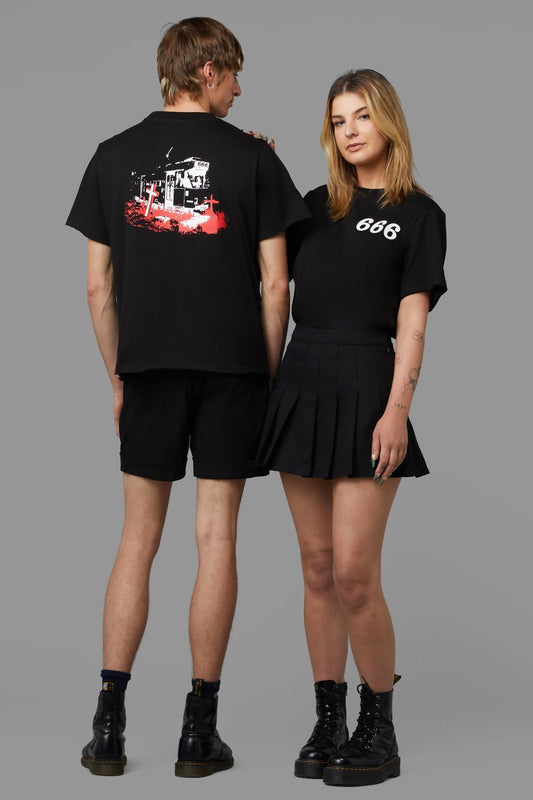 Black Friday - Jaywalker Cropped Tee - black