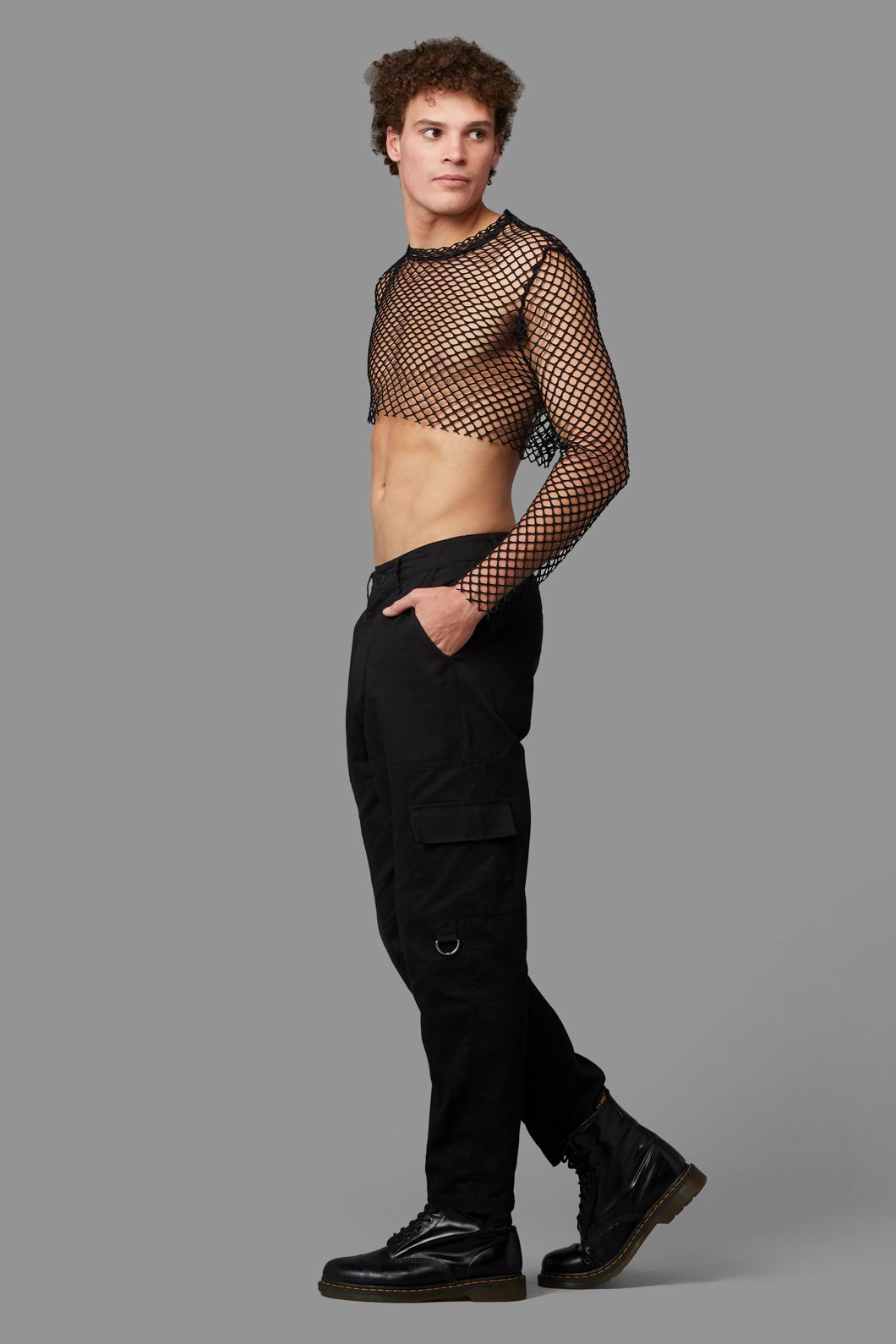 Black Friday - Jaywalker Cropped Mesh Top - black