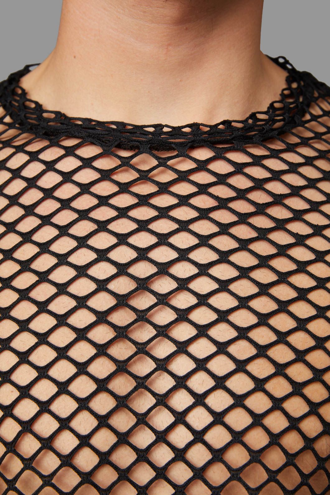 Black Friday - Jaywalker Cropped Mesh Top - black
