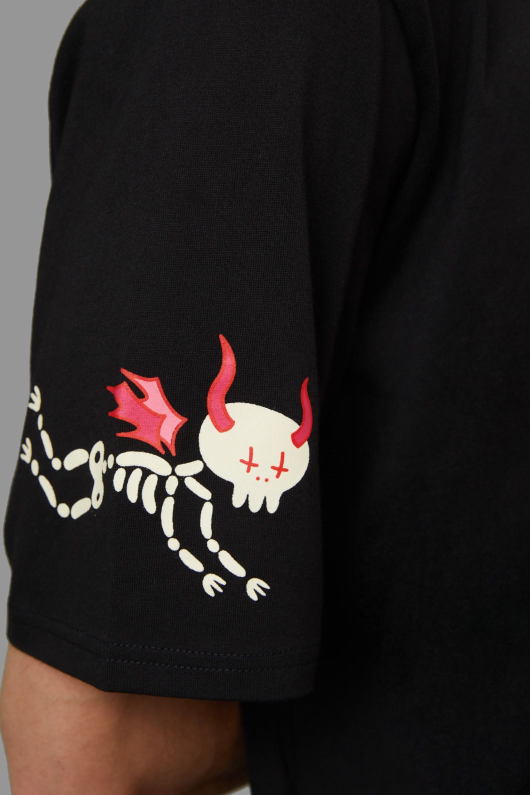 Black Friday - Back Stabber Tee - black