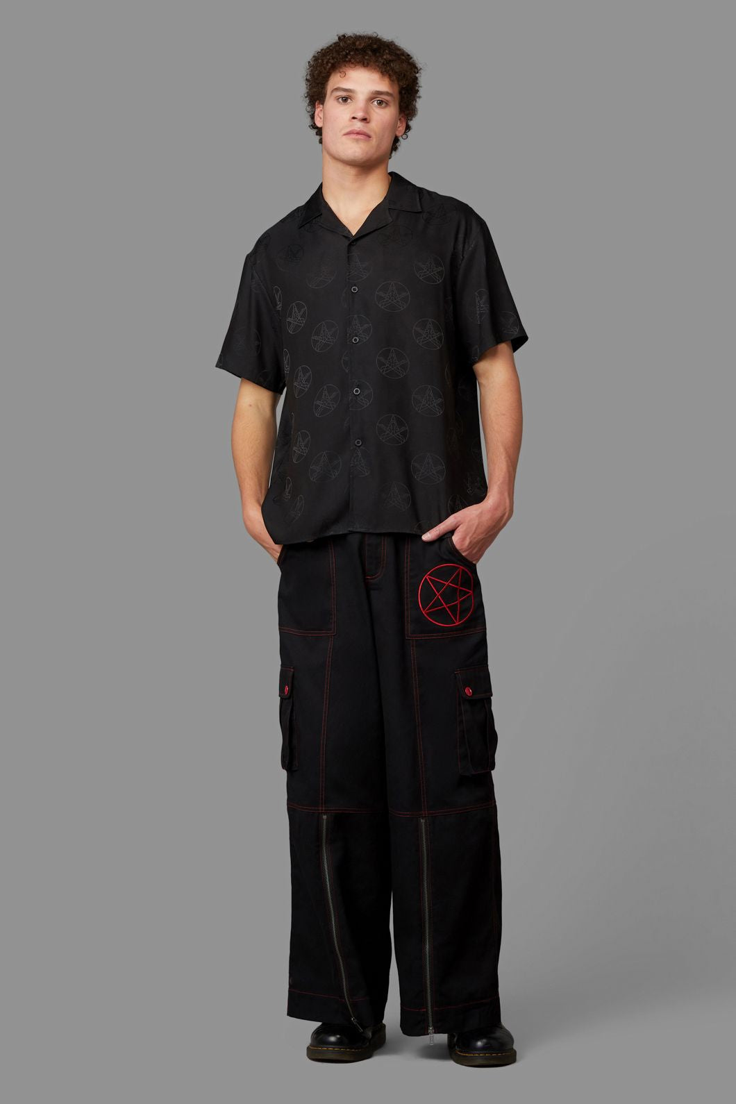 Black Friday - Pantagram SS Shirt - black